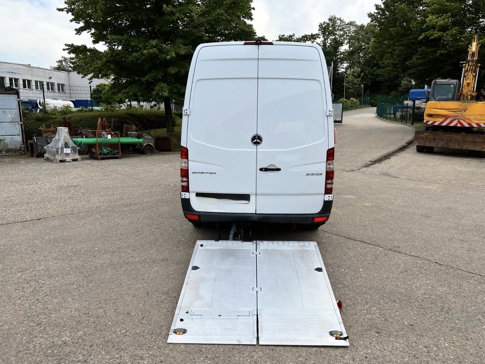 HAYON OUVERT L Distri hayon-ouvert-l-distri